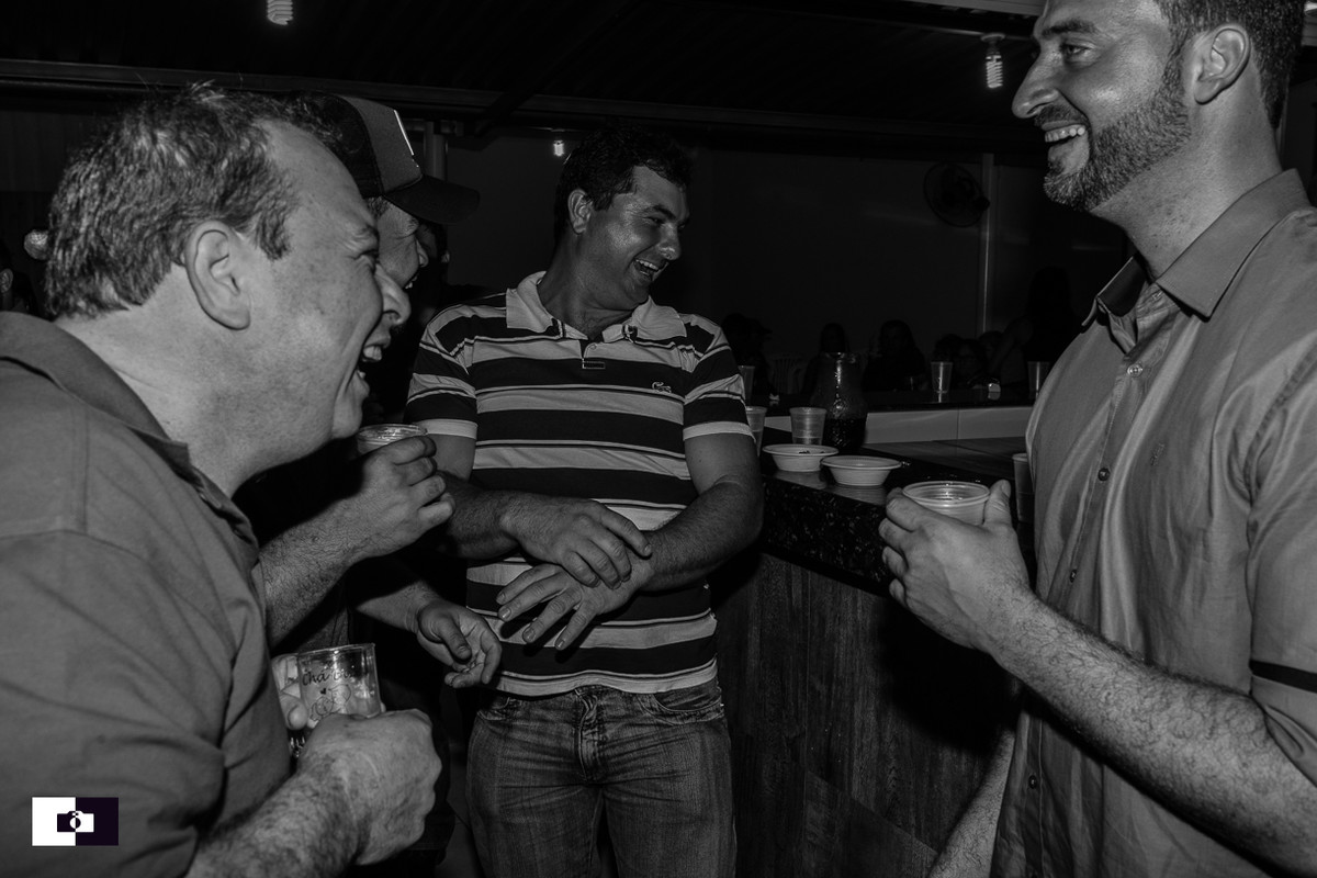 Chá bar Mayane e Xandy em Linhares