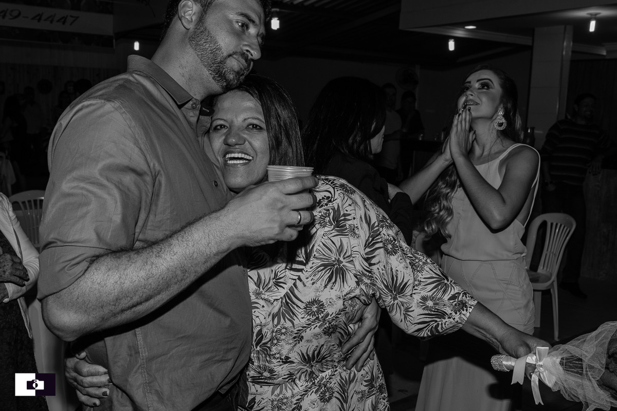 Chá bar Mayane e Xandy em Linhares