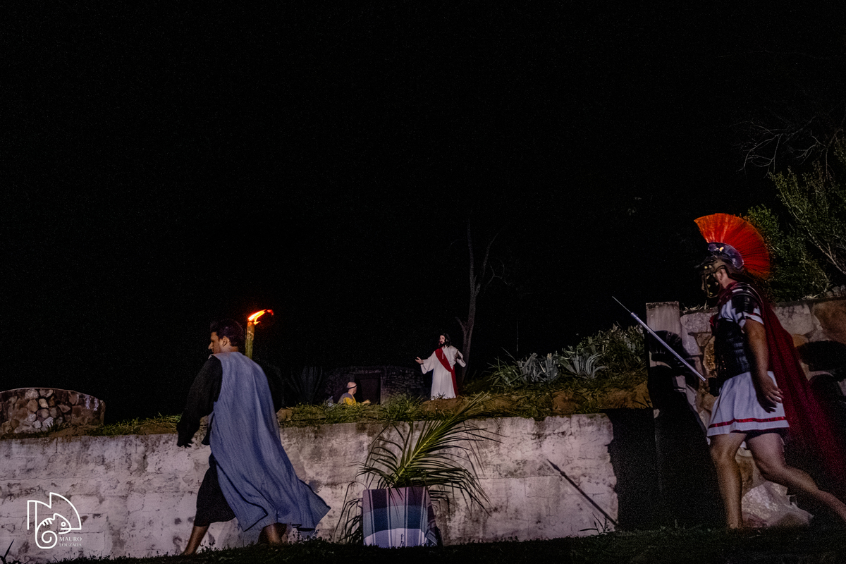 encenação-teatro-sacro-jesus-o-nazareno-2025-guaraná-aracruz-espirito-santo-es-paixão-de-cristo-mauro-louzada-fotografia