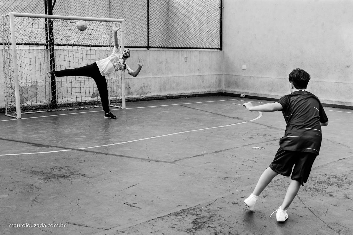 fotografia-aniversario-10anos-murilo-mourad-murilinho-vitoria-es-espirito-santo-grande-vitoria-mauro-louzada-festa-de-crianca-festa-com-futebol-com-amigos