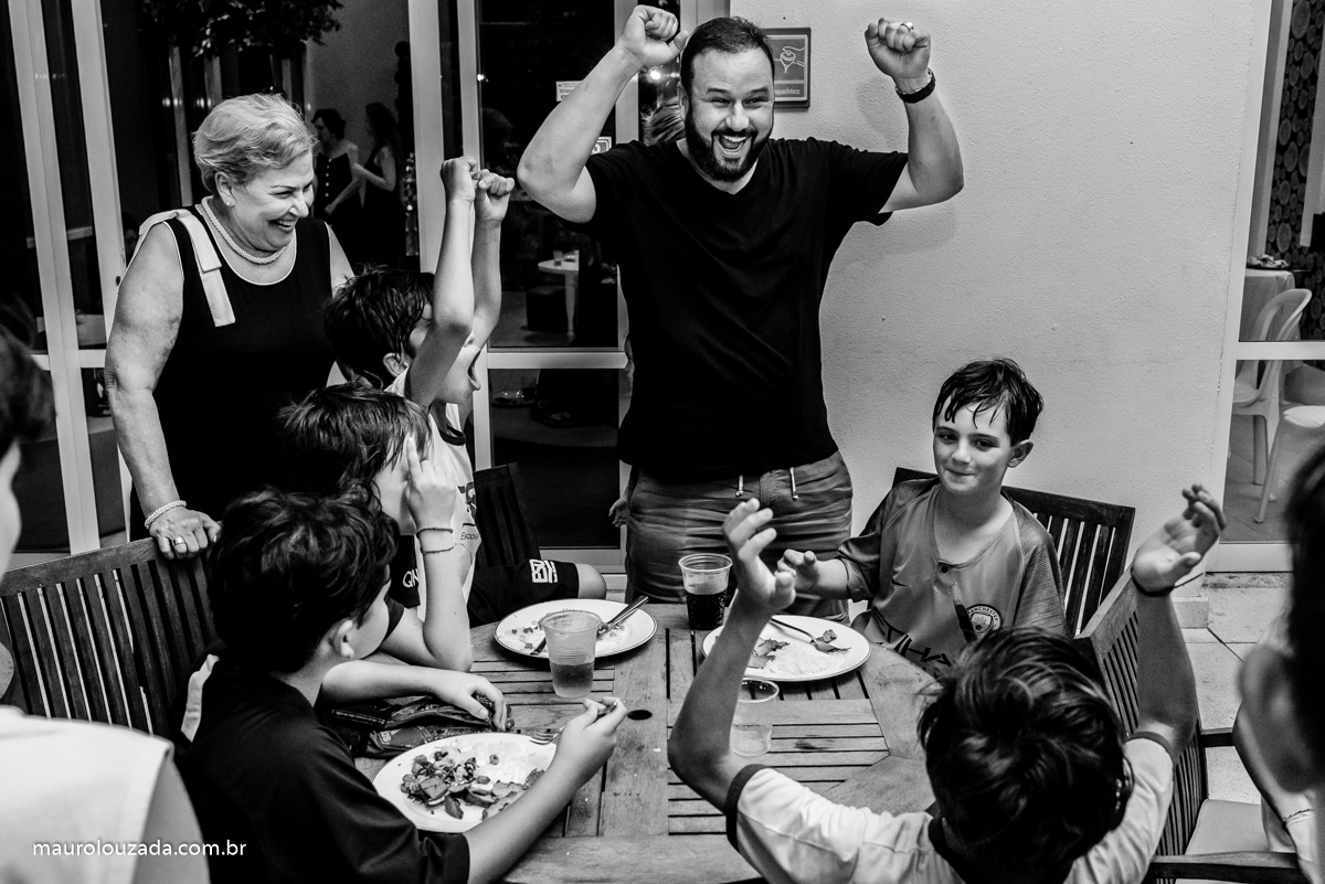 fotografia-aniversario-10anos-murilo-mourad-murilinho-vitoria-es-espirito-santo-grande-vitoria-mauro-louzada-festa-de-crianca-festa-com-futebol-com-amigos