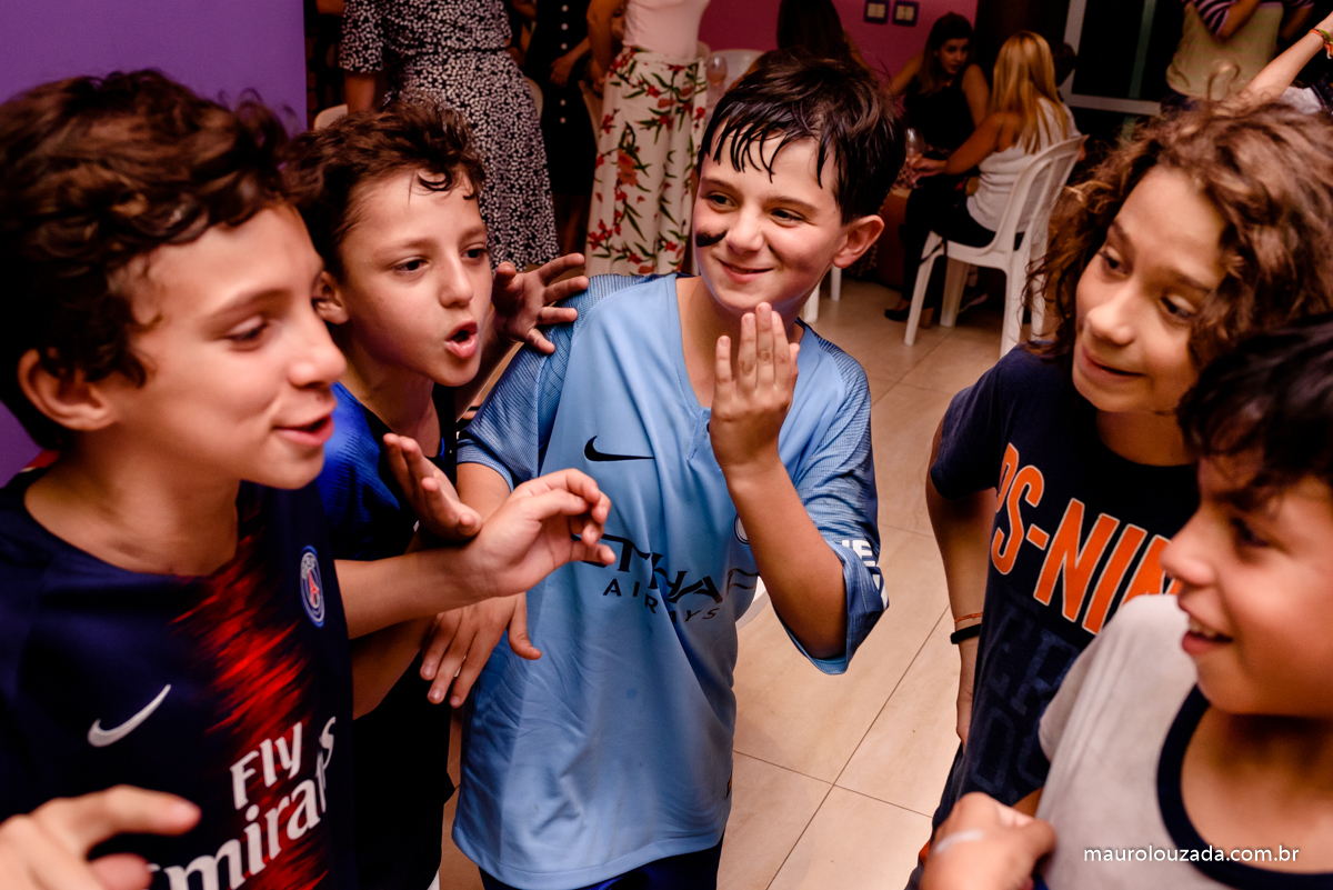 fotografia-aniversario-10anos-murilo-mourad-murilinho-vitoria-es-espirito-santo-grande-vitoria-mauro-louzada-festa-de-crianca-festa-com-futebol-com-amigos