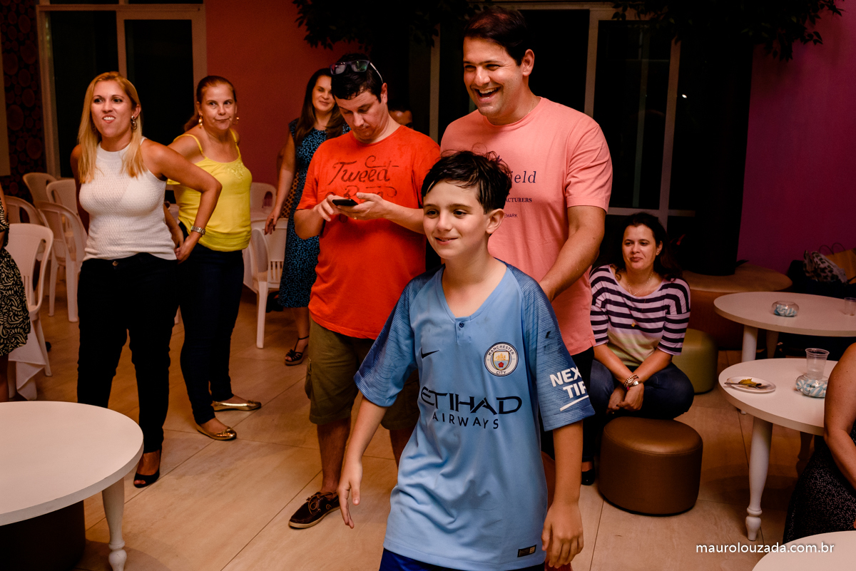 fotografia-aniversario-10anos-murilo-mourad-murilinho-vitoria-es-espirito-santo-grande-vitoria-mauro-louzada-festa-de-crianca-festa-com-futebol-com-amigos