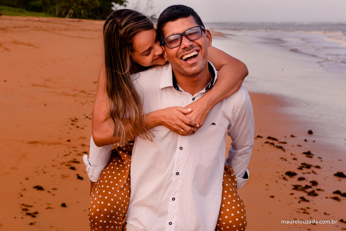 ensaio-pre-casamento-patricia-e-flavio-pousada-dos-cocais-praia-do-saue-aracruz-es-casal-mauro-louzada