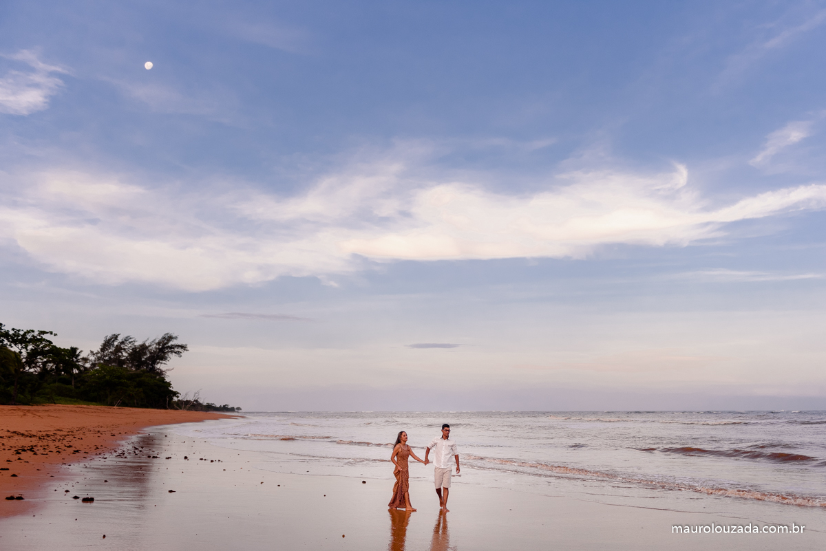 ensaio-pre-casamento-patricia-e-flavio-pousada-dos-cocais-praia-do-saue-aracruz-es-casal-mauro-louzada