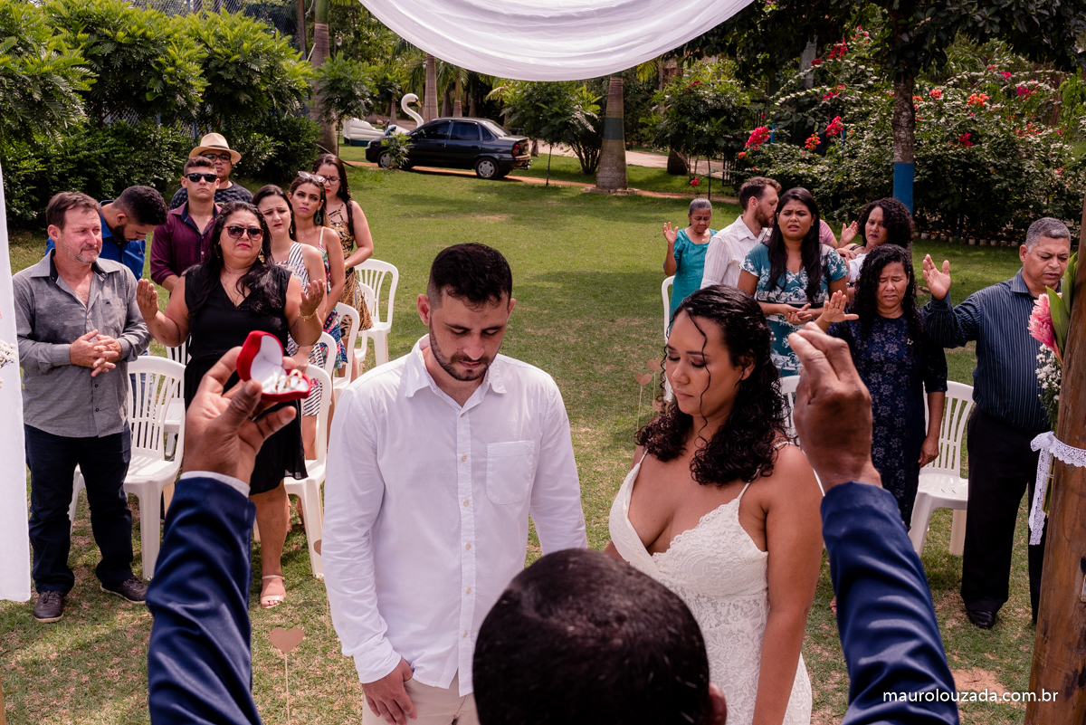 cerimonia de casamento ao ar livre