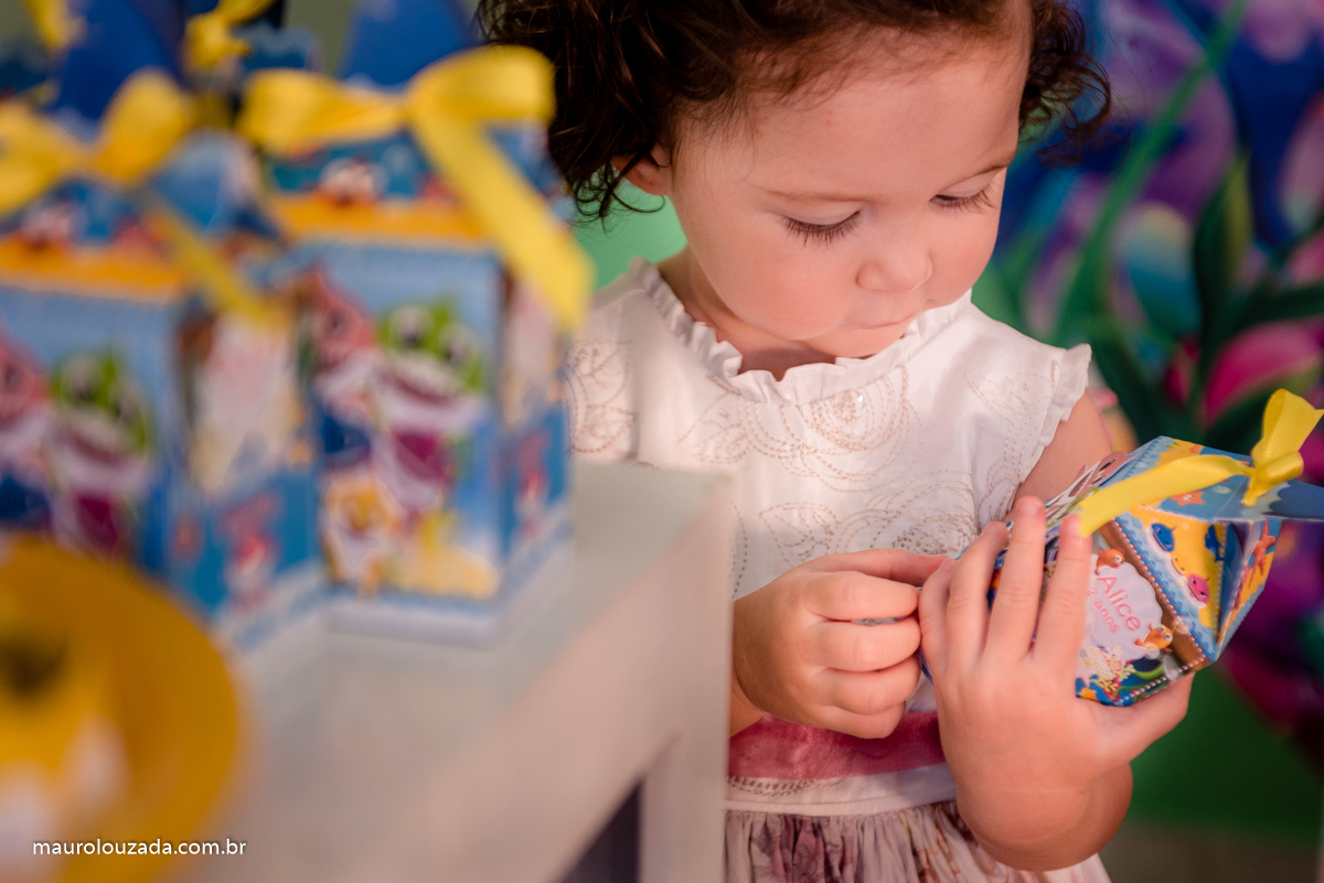 fotografia-de-aniversario-em-aracruz-es
fotografia-de-aniversario-grande-vitoria
fotos-de-aniversario-emocionantes
fotografo-de-familia-em-aracruz
festa-na-creche
aniversaio-alice-em-aracruz
fotografo-de-aniversario-norte-espirito-santo
festa-de-criança