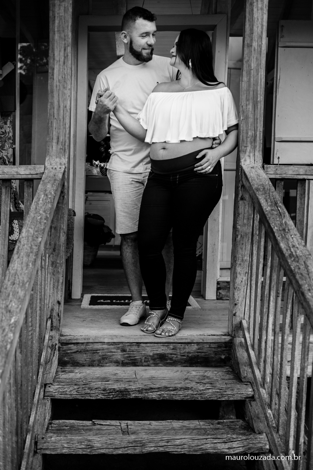 fotografia-de-gestante-em-pedra-azul-es
ensaio-de-gestante-em domingos-martins-es
ensaio-de-gestante-rovena-e pedro
ensaio-de-gestante-em-rota-do-lagarto-es
fotografia-de-gestante-nas-montanhas-capixabas
fotos-de-gestante-emocionantes
fotografo-de-familia