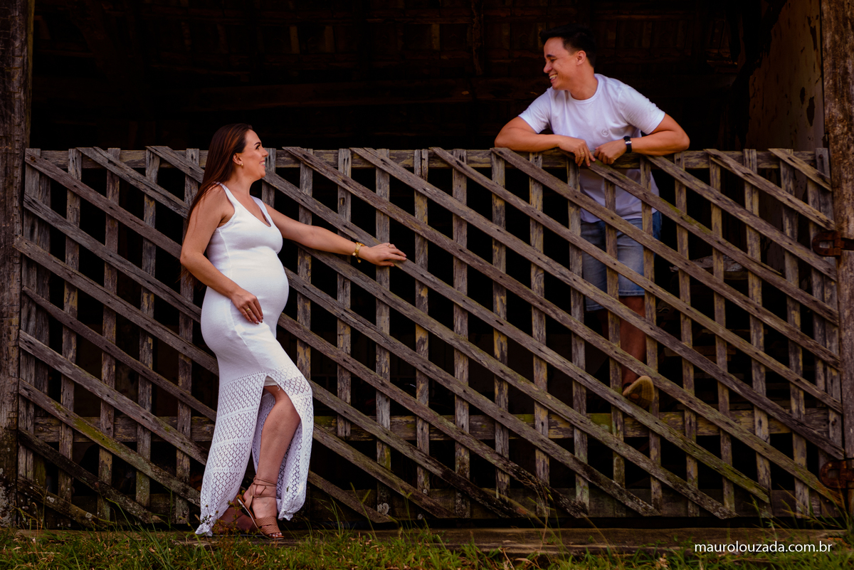 fotografia-de-gestante-no-sitio-por-do-sol
ensaio-de-gestante-em-aracruz-es
ensaio-de-gestante-eliza-e-jefferson
ensaio-de-gestante-em-monte-serrat-aracruz-es
fotografia-de-gestante-ao-ar-livre
fotos-de-gestante-emocionantes
fotografo-de-familia