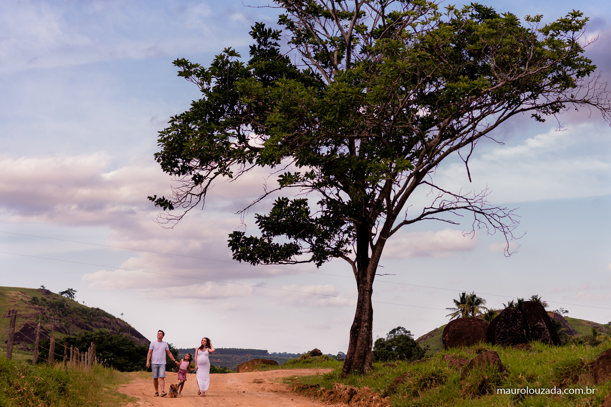 fotografia-de-gestante-no-sitio-por-do-sol
ensaio-de-gestante-em-aracruz-es
ensaio-de-gestante-eliza-e-jefferson
ensaio-de-gestante-em-monte-serrat-aracruz-es
fotografia-de-gestante-ao-ar-livre
fotos-de-gestante-emocionantes
fotografo-de-familia