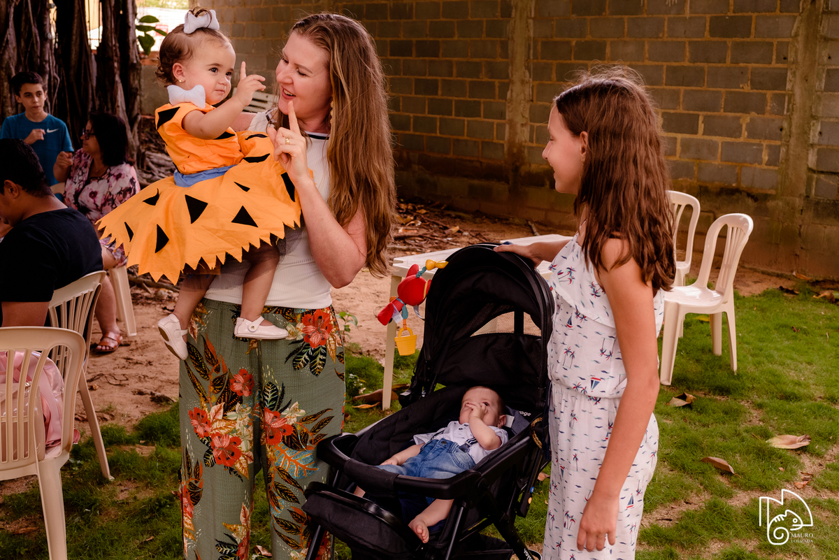 níver isis, aniversário infantil, 1 aninho da isis, fotos do aniversário da isis, festinha infantil, festa em família, mauro louzada fotografia, sua história minhas fotos, fotógrafo aracruz, fotógrafo de casamento, fotógrafo de família, níver aracruz