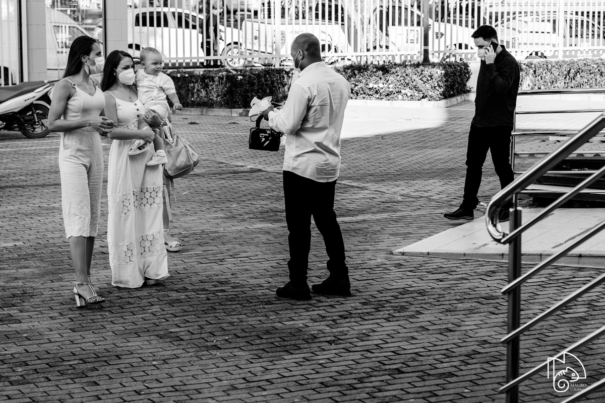 fotografias do batizado do benício, batismo católico, batismo aracruz, fotos do batizado do benício, batismo, sacramento do batismo, mauro louzada fotografia, sua história minhas fotos, fotógrafo aracruz, fotógrafo de casamento, fotógrafo de família