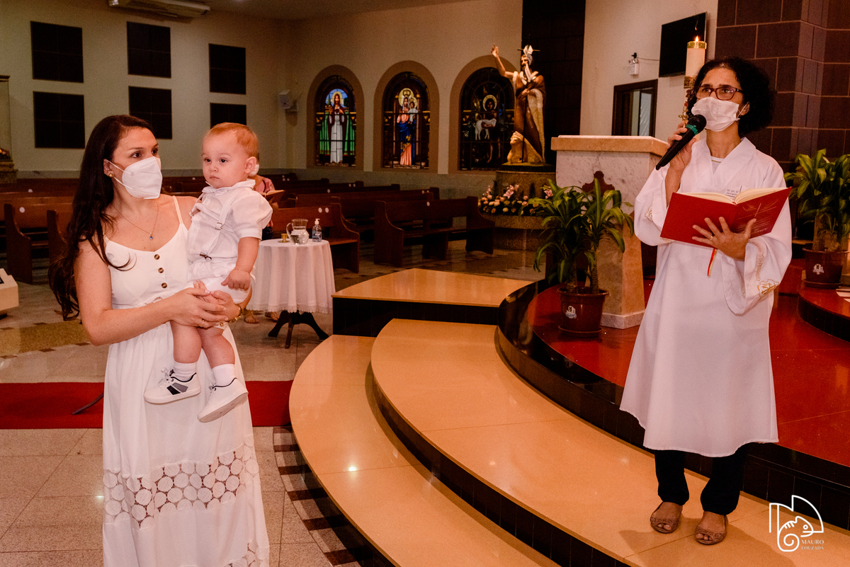 fotografias do batizado do benício, batismo católico, batismo aracruz, fotos do batizado do benício, batismo, sacramento do batismo, mauro louzada fotografia, sua história minhas fotos, fotógrafo aracruz, fotógrafo de casamento, fotógrafo de família