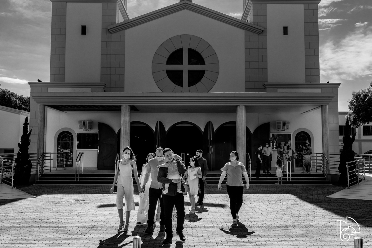 fotografias do batizado do benício, batismo católico, batismo aracruz, fotos do batizado do benício, batismo, sacramento do batismo, mauro louzada fotografia, sua história minhas fotos, fotógrafo aracruz, fotógrafo de casamento, fotógrafo de família