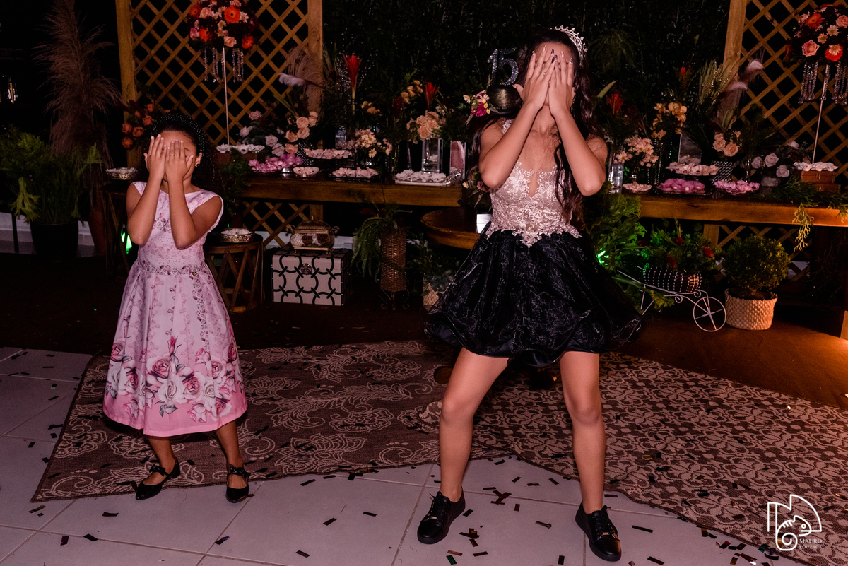 debutante raphaela, fotos da raphaela, 15 anos da raphaela, fotos do aniversário da raphaela, debutantes aracruz, mauro louzada fotografia, sua historia minhas fotos, fotografo aracruz, fotografias verdadeiras, fotos com história, historias de familia