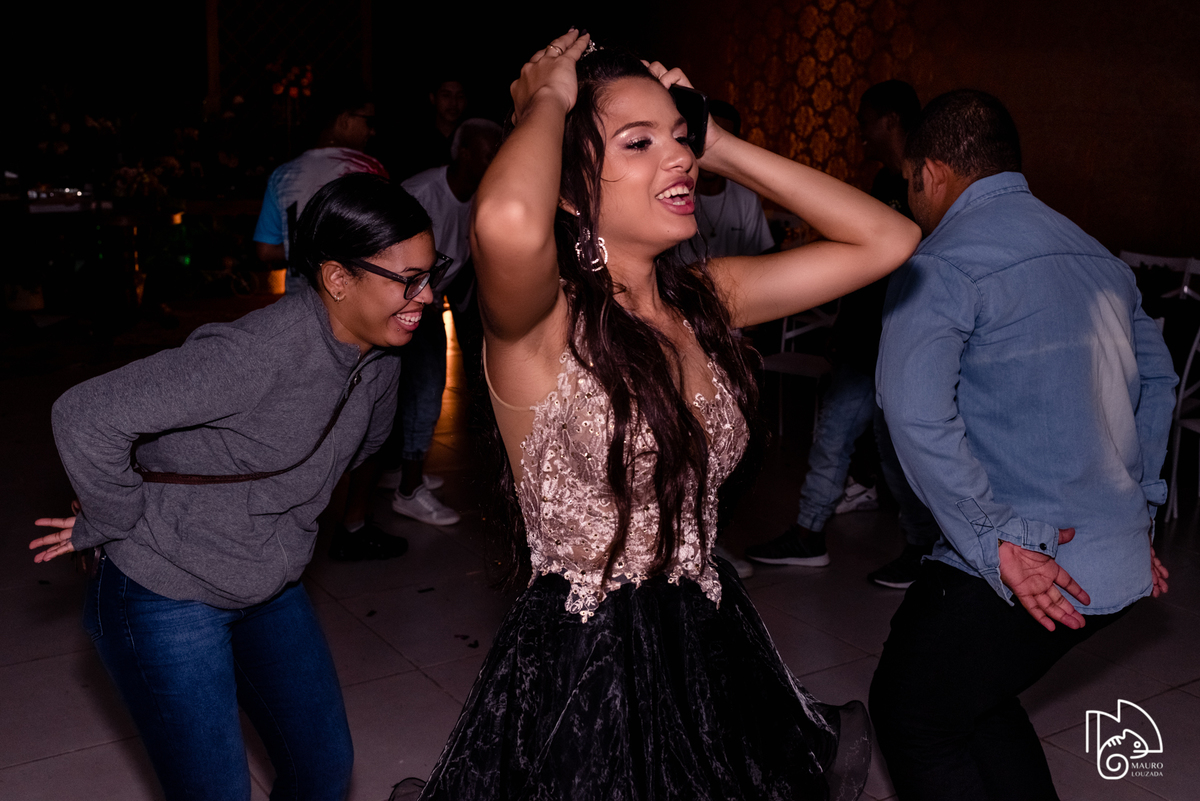 debutante raphaela, fotos da raphaela, 15 anos da raphaela, fotos do aniversário da raphaela, debutantes aracruz, mauro louzada fotografia, sua historia minhas fotos, fotografo aracruz, fotografias verdadeiras, fotos com história, historias de familia