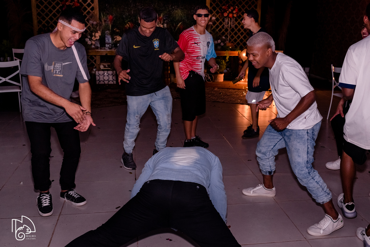 debutante raphaela, fotos da raphaela, 15 anos da raphaela, fotos do aniversário da raphaela, debutantes aracruz, mauro louzada fotografia, sua historia minhas fotos, fotografo aracruz, fotografias verdadeiras, fotos com história, historias de familia