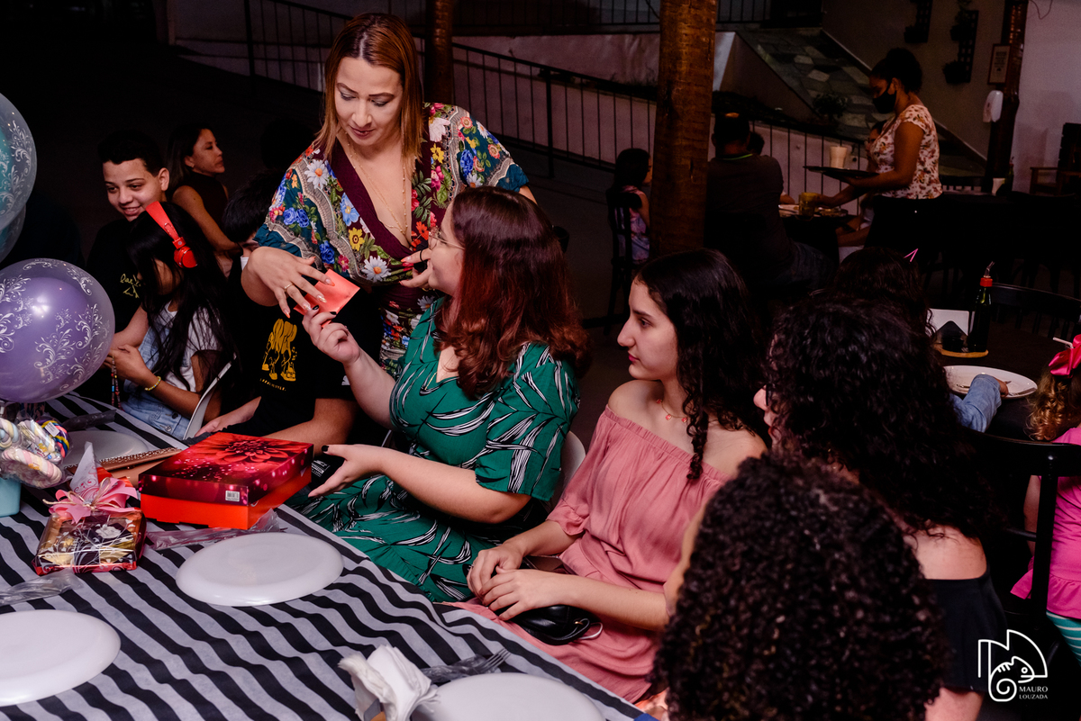 debutante karolin, fotos da karolin, 15 anos da karolin, fotos do aniversário da karolin, debutantes aracruz, mauro louzada fotografia, sua historia minhas fotos, fotografo aracruz, fotografias verdadeiras, fotos com história, historias de familia