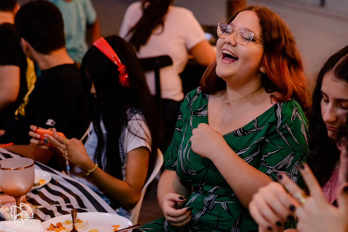 debutante karolin, fotos da karolin, 15 anos da karolin, fotos do aniversário da karolin, debutantes aracruz, mauro louzada fotografia, sua historia minhas fotos, fotografo aracruz, fotografias verdadeiras, fotos com história, historias de familia