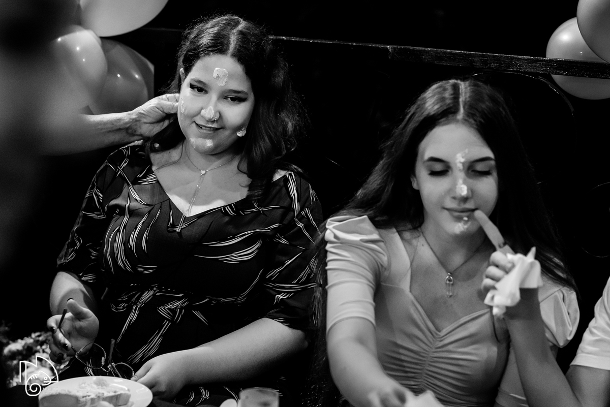 debutante karolin, fotos da karolin, 15 anos da karolin, fotos do aniversário da karolin, debutantes aracruz, mauro louzada fotografia, sua historia minhas fotos, fotografo aracruz, fotografias verdadeiras, fotos com história, historias de familia