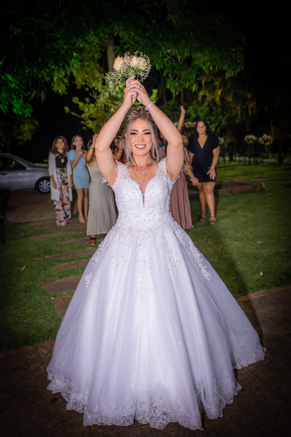 Fotos de Casamento em BH - Fotos de Casamento em Contagem - Linda Noiva - Making of