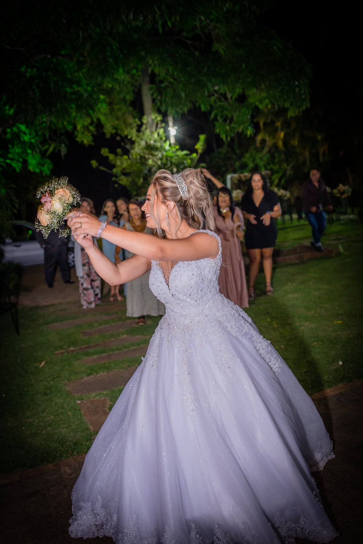 Fotos de Casamento em BH - Fotos de Casamento em Contagem - Linda Noiva - Making of