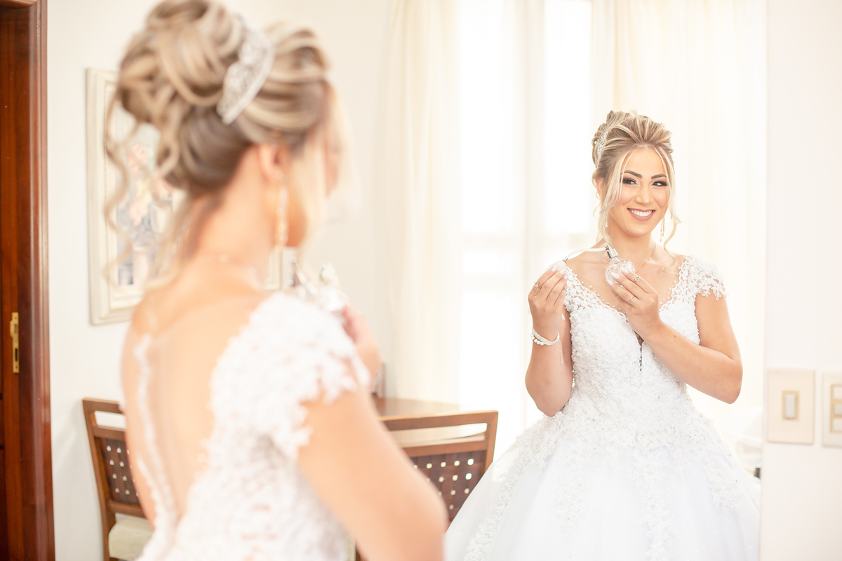 Fotos de Casamento em BH - Fotos de Casamento em Contagem - Linda Noiva - Making of