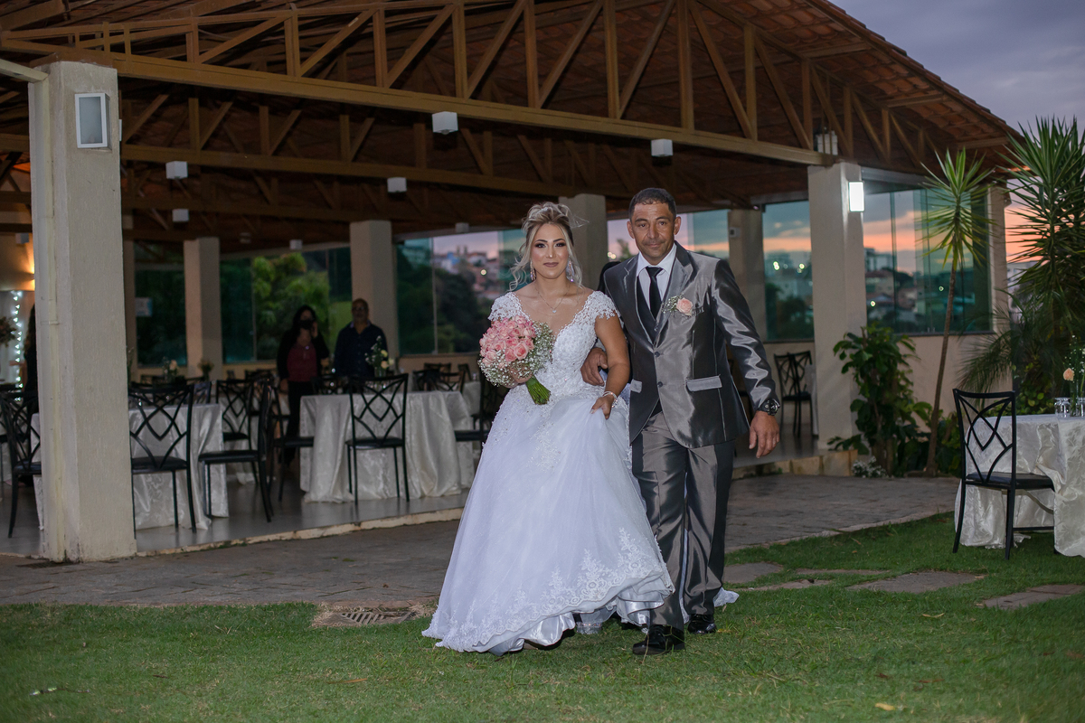 Fotos de Casamento em BH - Fotos de Casamento em Contagem - Linda Noiva - Making of
