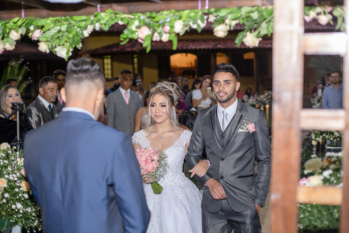 Fotos de Casamento em BH - Fotos de Casamento em Contagem - Linda Noiva - Making of