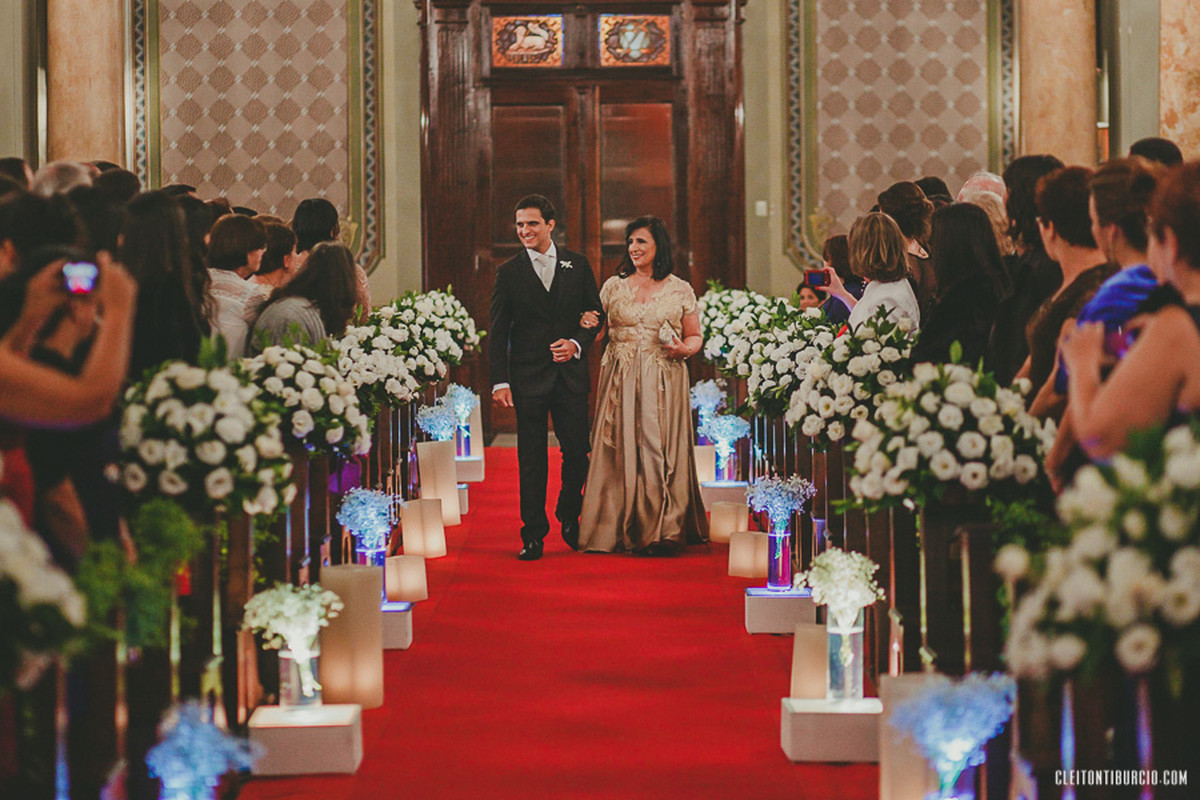 Mariana e Paulo | Igreja do Calvário e Buffet Colonial