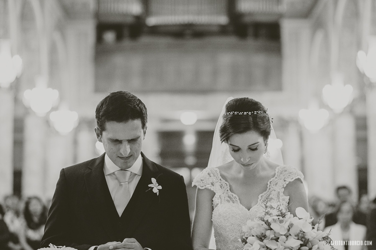Mariana e Paulo | Igreja do Calvário e Buffet Colonial