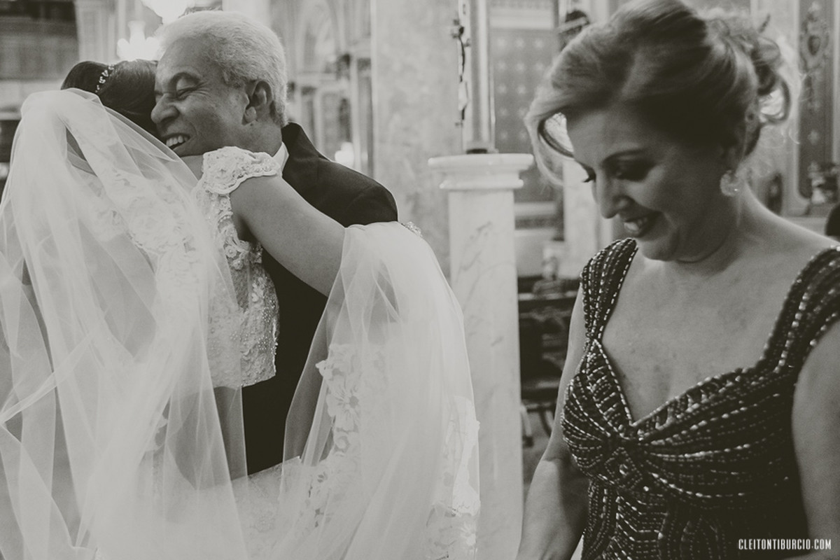 Mariana e Paulo | Igreja do Calvário e Buffet Colonial