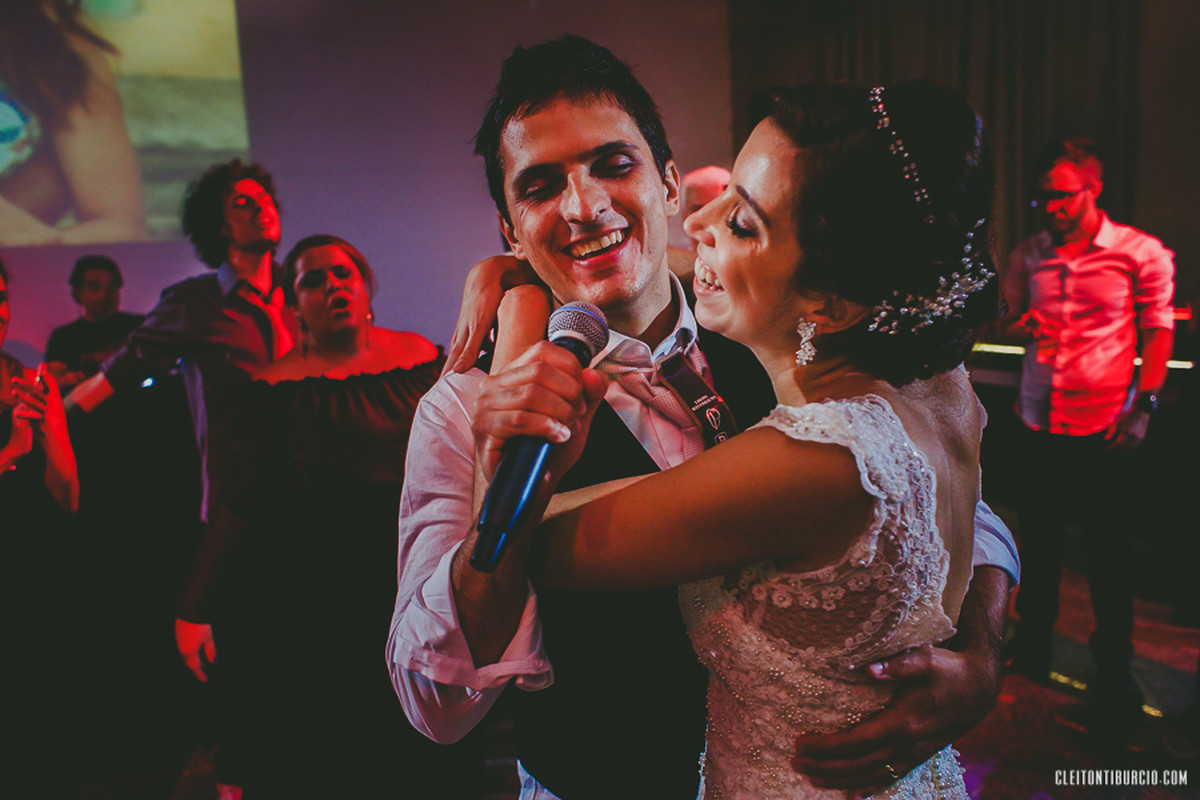 Mariana e Paulo | Igreja do Calvário e Buffet Colonial