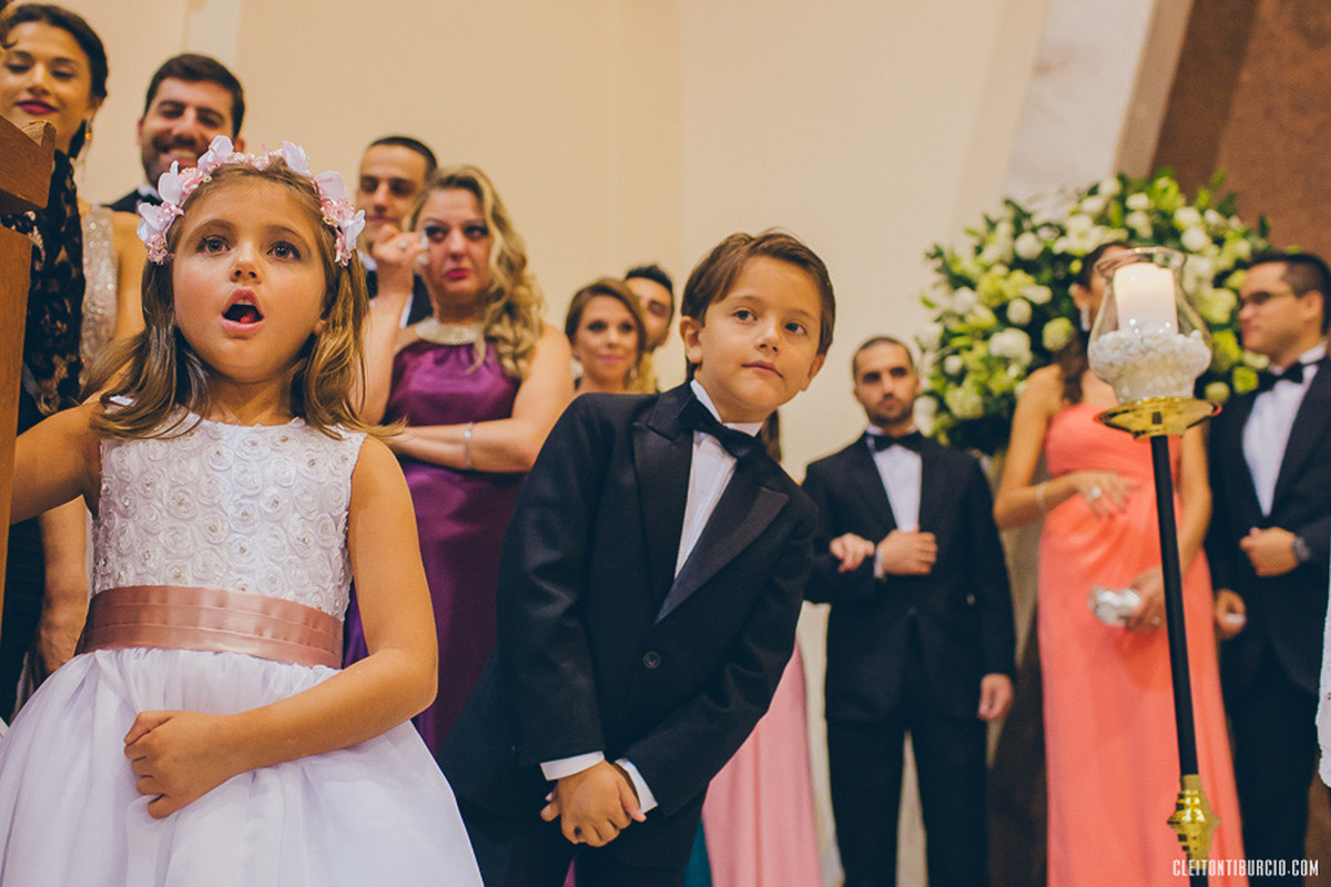 Crianças, só elas…