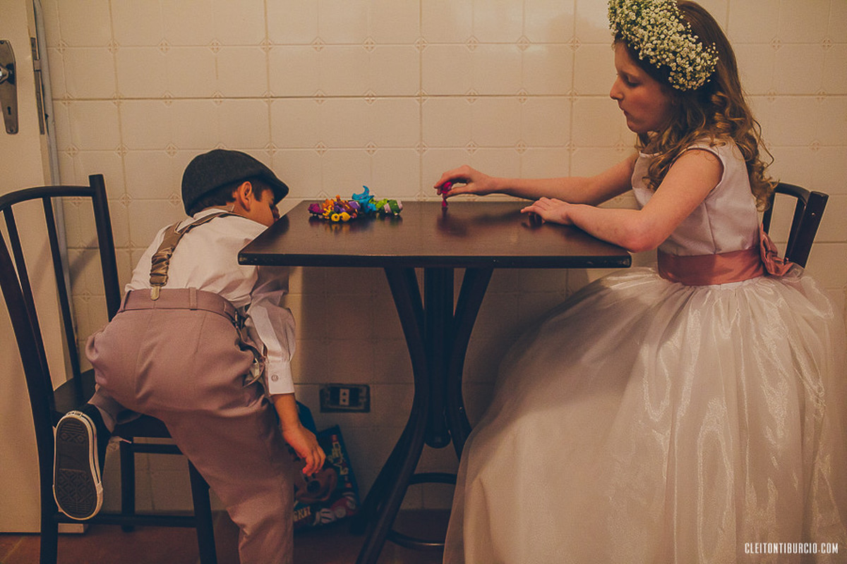 Crianças, só elas…