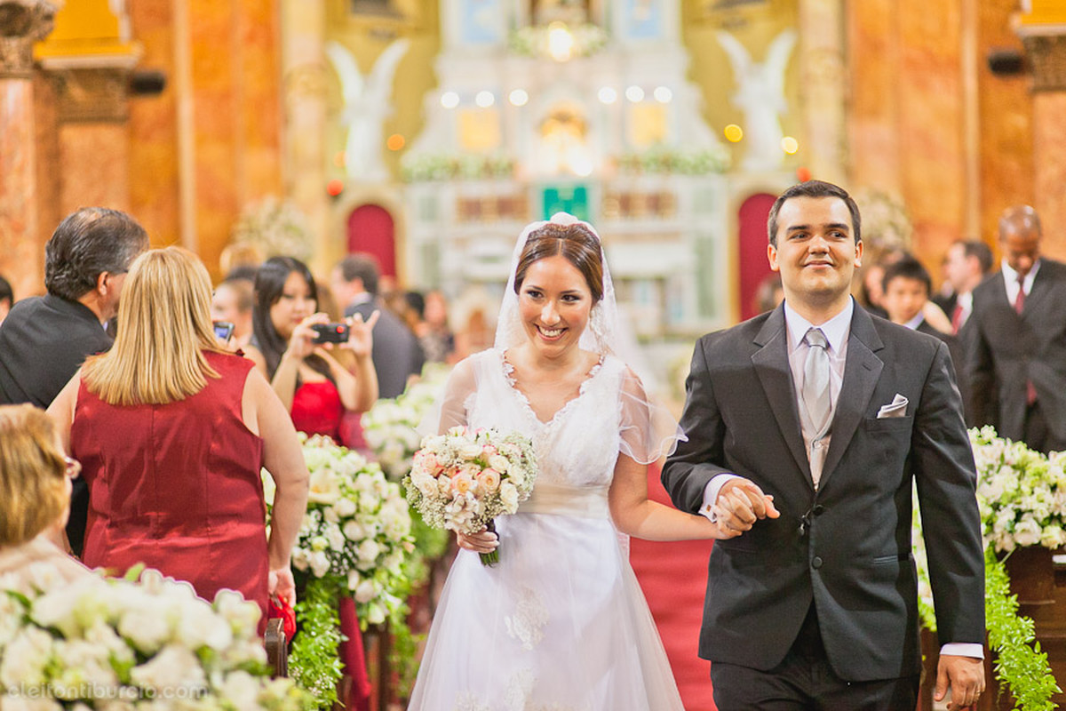 Juliana e Renato | Igreja Santa Terezinha | Fotógrafo de casamento SP