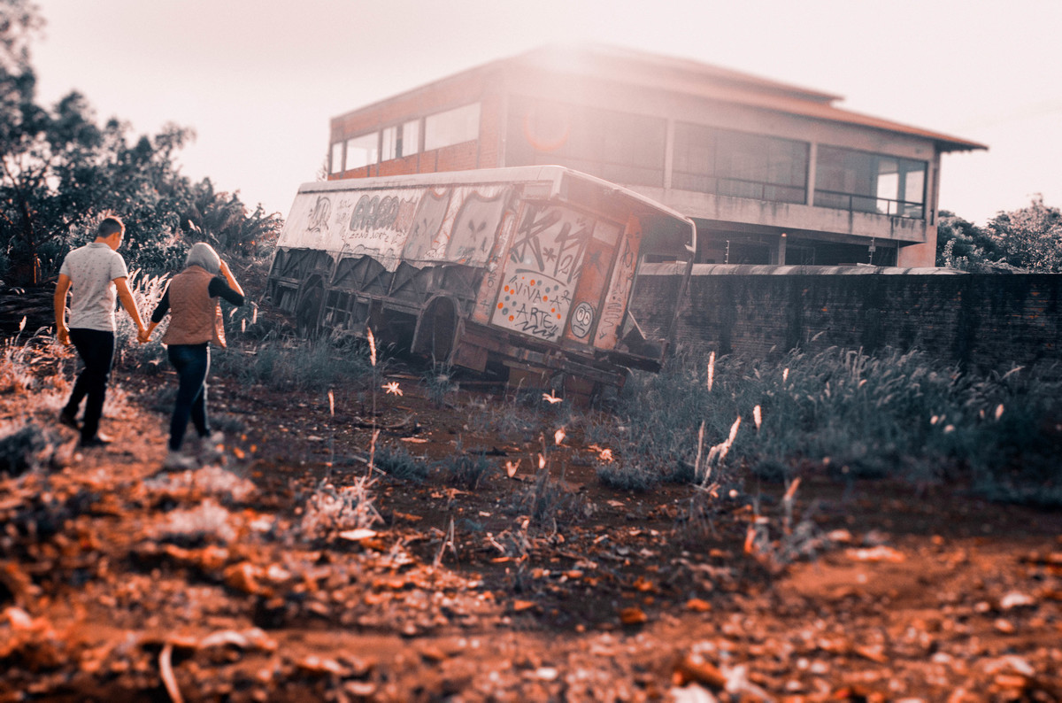 sessão de casal, ensaio de noivos, pré weeding em londrina, ensaio de casal no ônibus velho