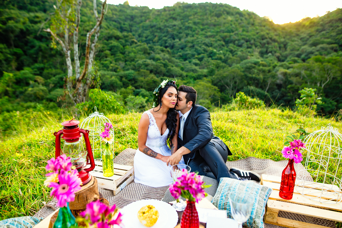 casamento intimo fazenda luar de agosto faxinal, decoração casamento intimo, mesa de casamento de dia, decoração elopement wedding, fotos decoração casamento