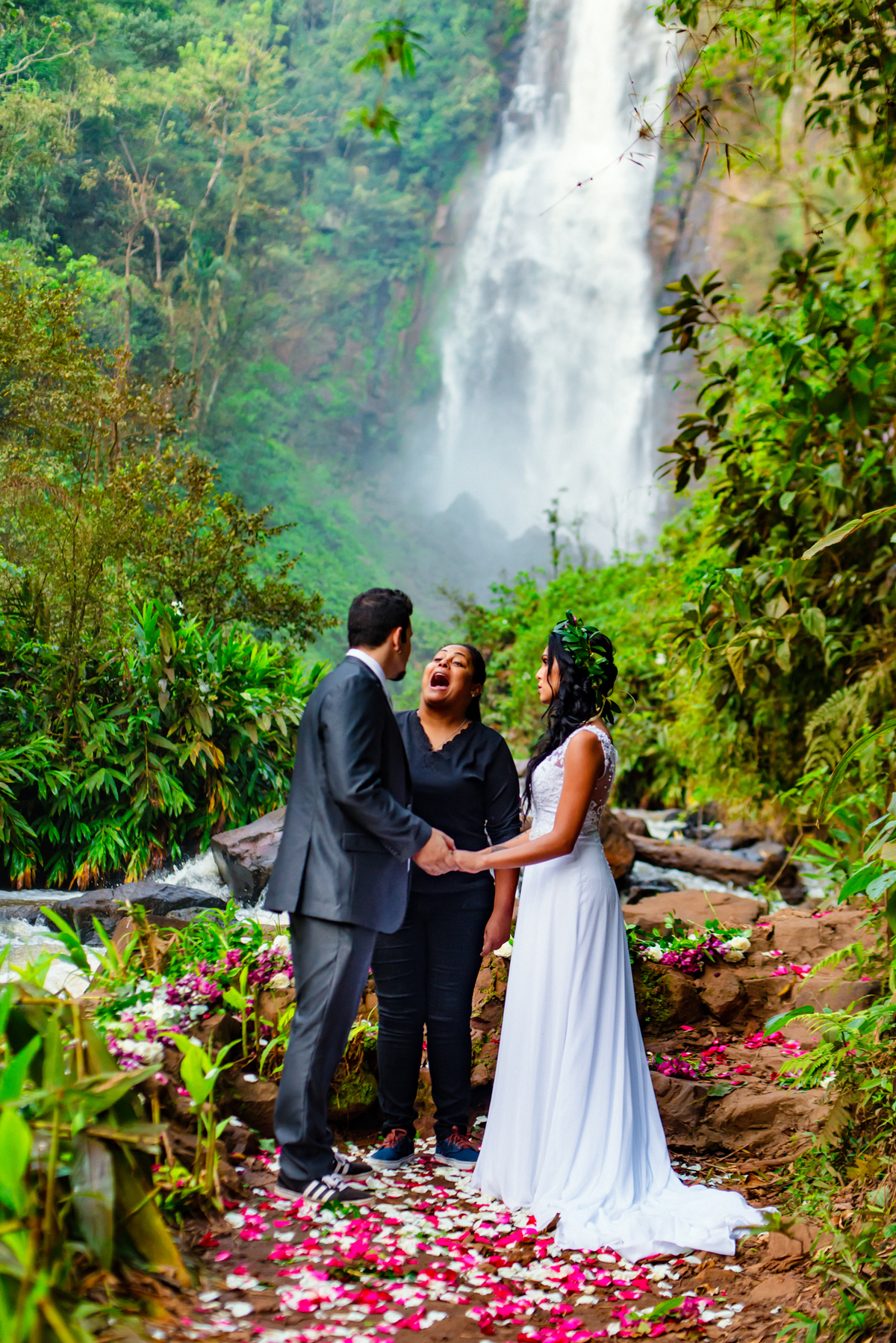 casamento intimo fazenda luar de agosto, noivos,  casamento a dois, casamento intimo em londrina, fotografo de casamento em londrina, fotografo de casamento no paraná, casamento intimo em faxinal, fotografo de casamento Rodolfo de andrade
