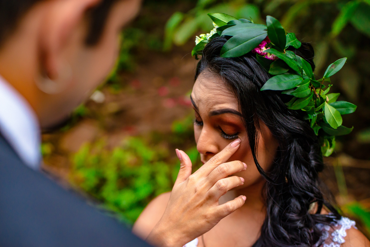noiva emocionada, noivos, casamento intimo hotel fazenda luar de agosto faxinal, fotografo de casamento Rodolfo de Andrade