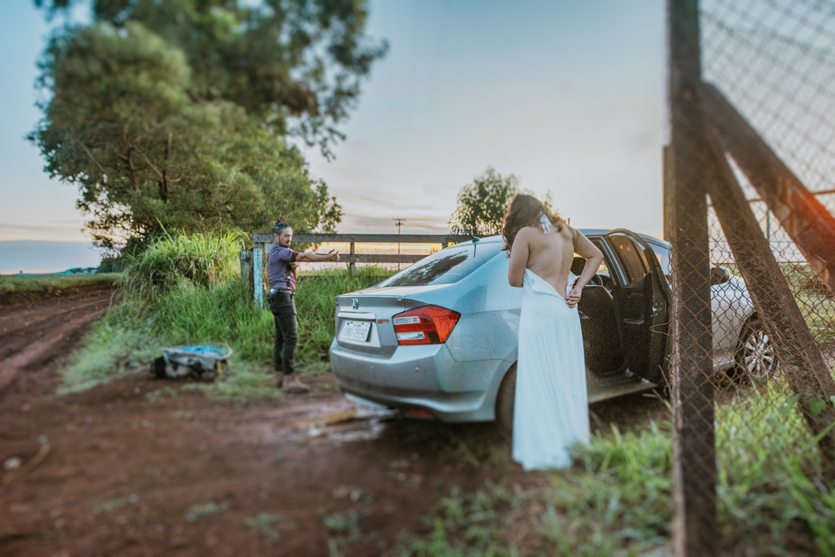 Noiva Elopement Wedding, buquê de noiva Elopement Wedding, buquê de noiva girassol, fotografo de casamento, fotografo de Elopement Wedding