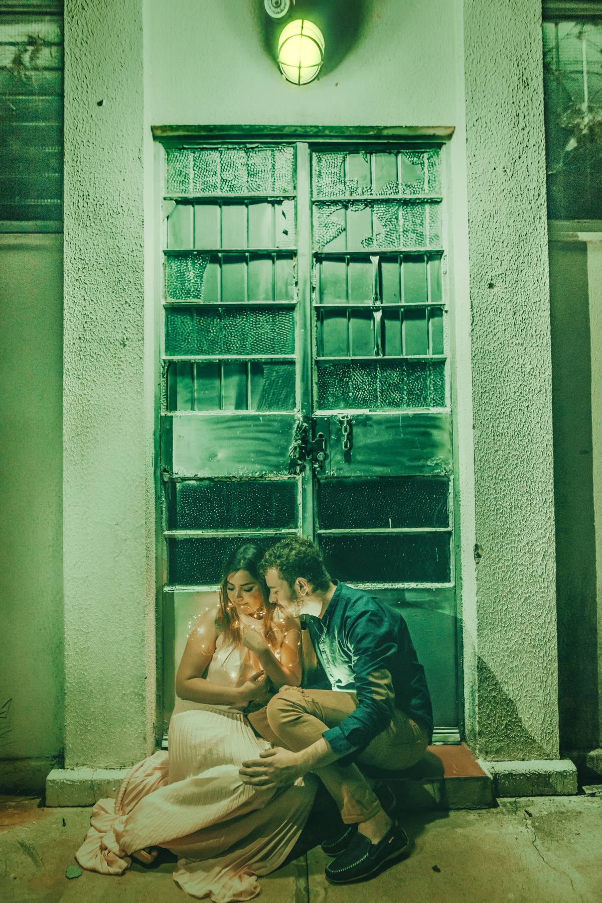 casal no por do sol, ensaio de casal no Paraná, pre wedding santa catarina, ensaio de casal criativo