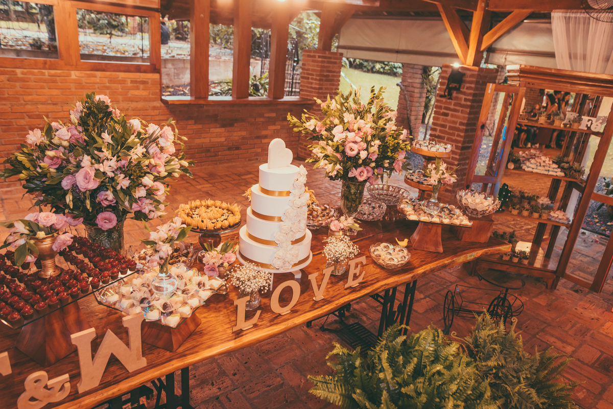 DECORAÇÃO DE CASAMENTO VIVENDA REJUPE LONDRINA-PR
DECORAÇÃO RUSTICA DE CASAMENTO