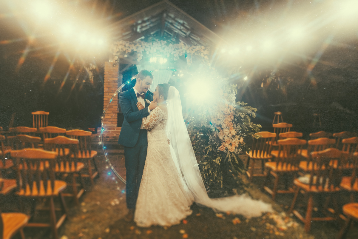 ENSAIO DE CASAMENTO CRIATIVO, FOTO DE CASAMENTO CRIATIVO EM VIVENDA REJUPE