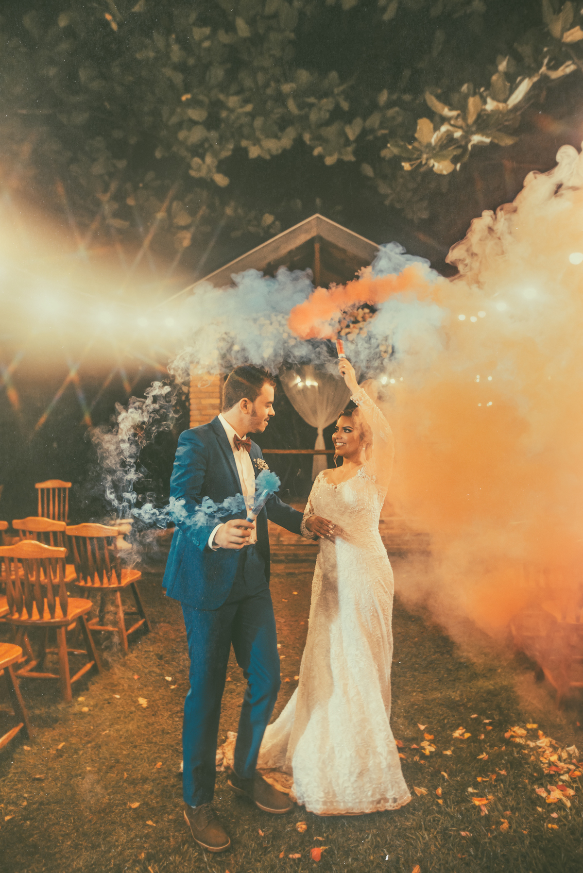 CASAMENTO COM FUMAÇA COLORIDA, FOTOS CRIATIVAS DE CASAMENTO EM LONDRINA