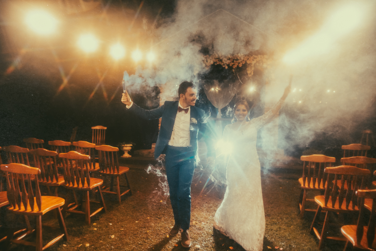 ENSAIO DE CASAMENTO CRIATIVO, FOTO DE CASAMENTO CRIATIVO EM VIVENDA REJUPE