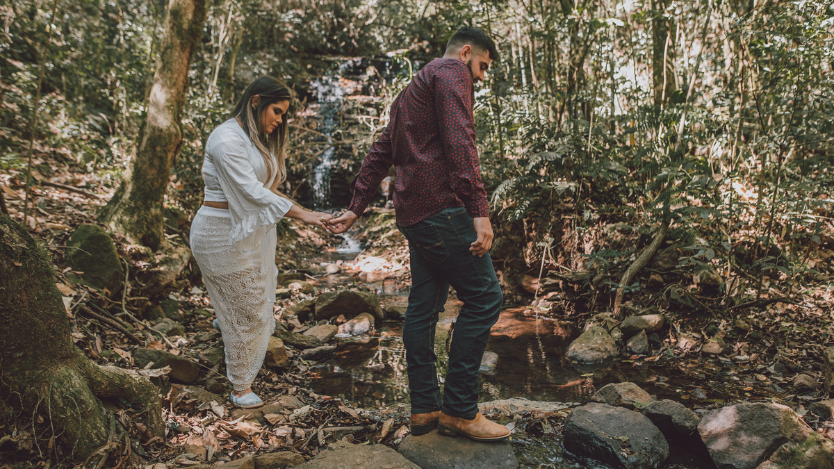 Faxinal PR , Londrina-PR,  ensaio de casal em Ibiporã, ensaio de casal em cambé ensaio de casal na cachoeira