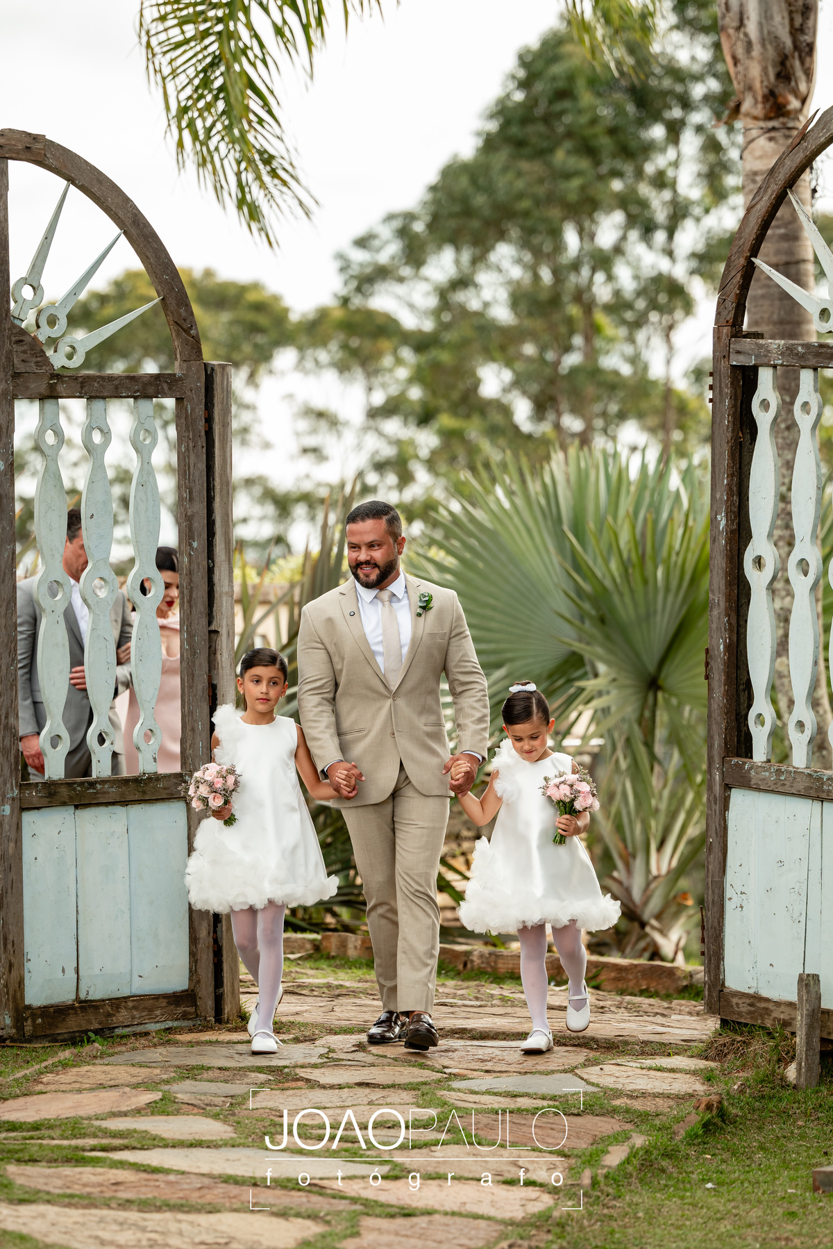 renovação de votos Bella Falconi e Maguila 