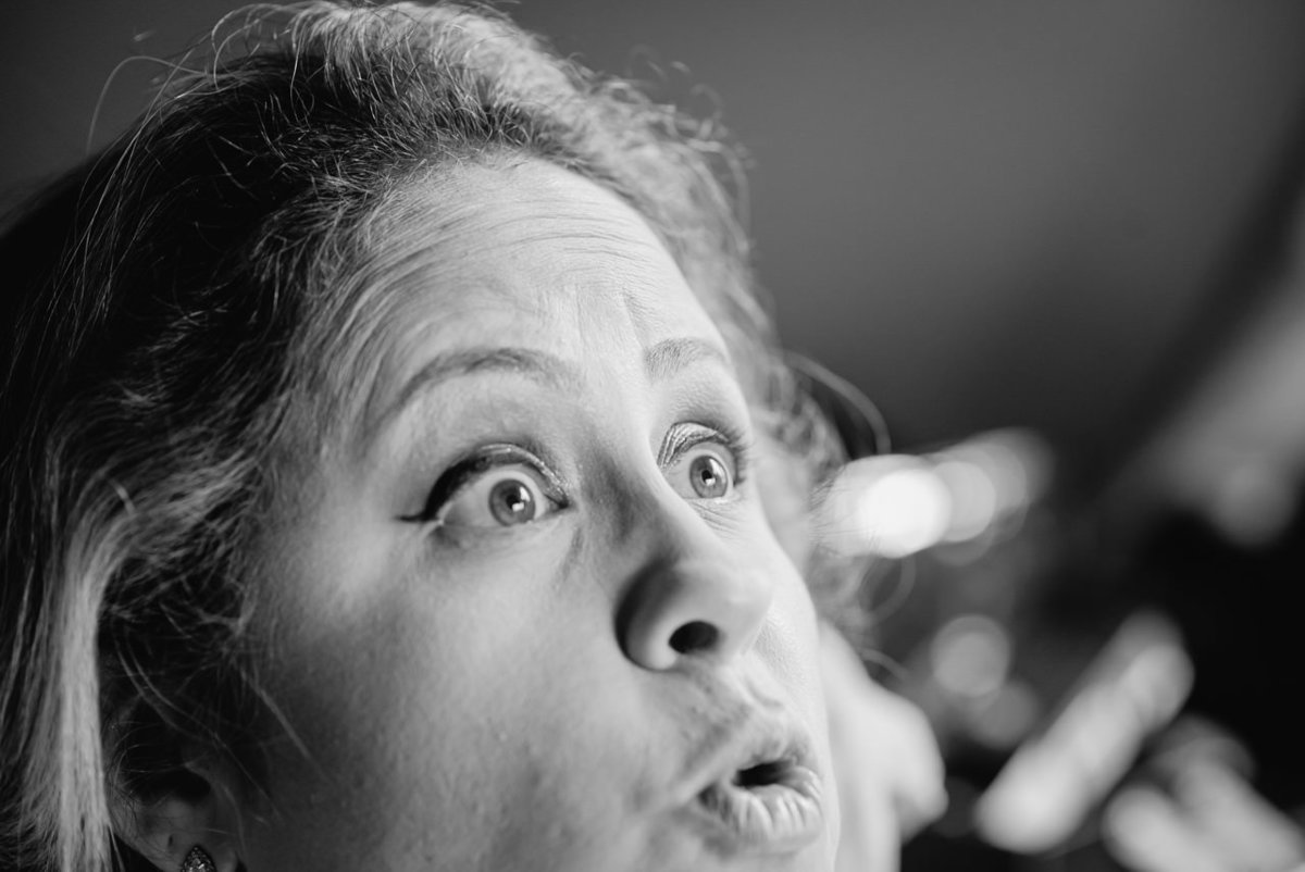 noiva se arrumando no dia da noiva em belo horizonte BH