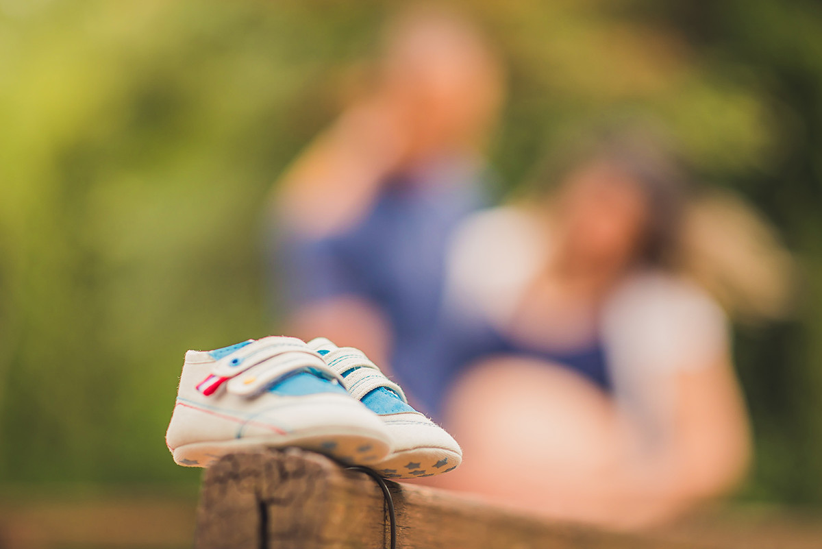 Foto de Sapatinho de bebê fotografado pelo fotógrafo de gestantes João Paulo em belo horizonte BH MG